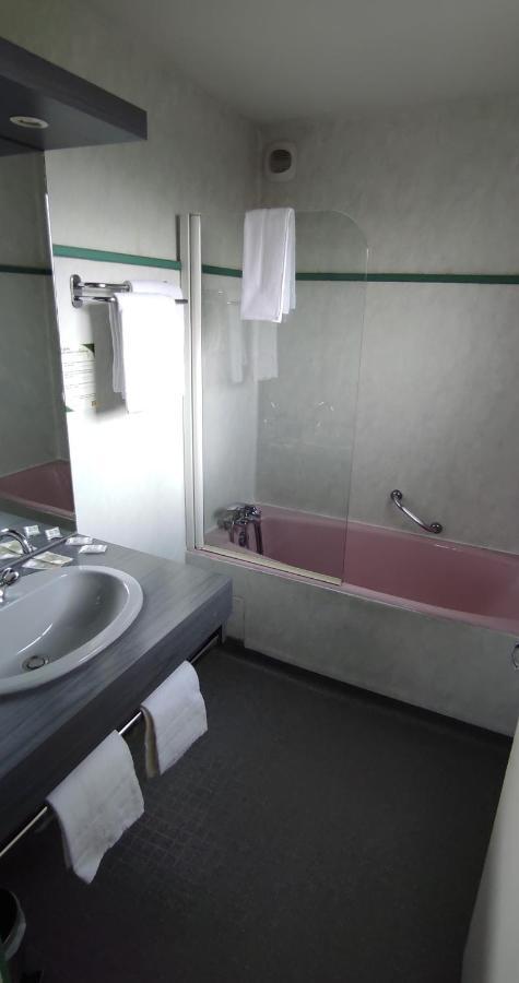 Hostellerie Du Parc Labarthe-Inard Dış mekan fotoğraf
