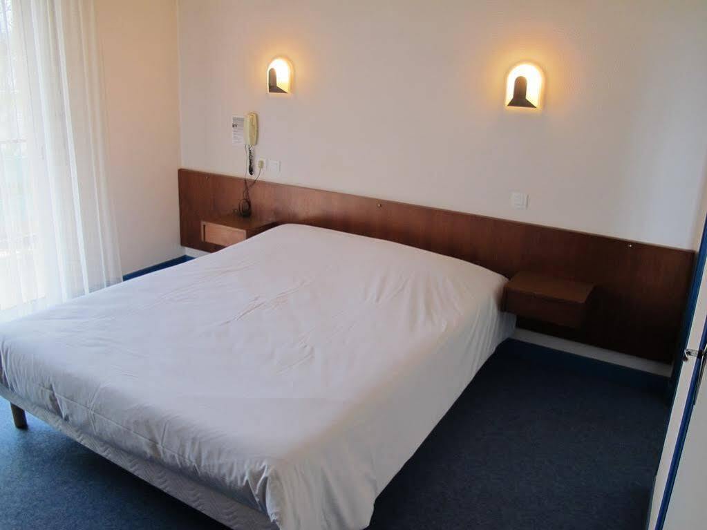 Hostellerie Du Parc Labarthe-Inard Dış mekan fotoğraf